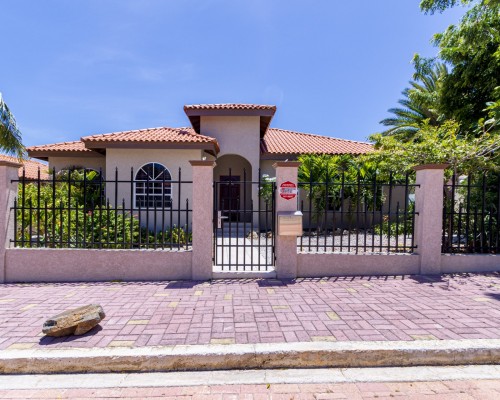 Rooi Santo 148
