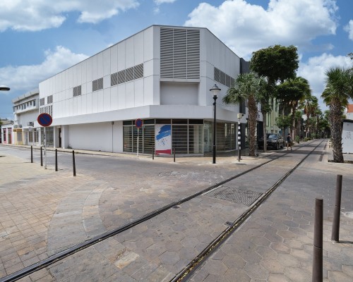 Commercial Building - Main street, Oranjestad