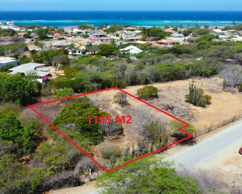 1195 M2 Property Land - Savaneta