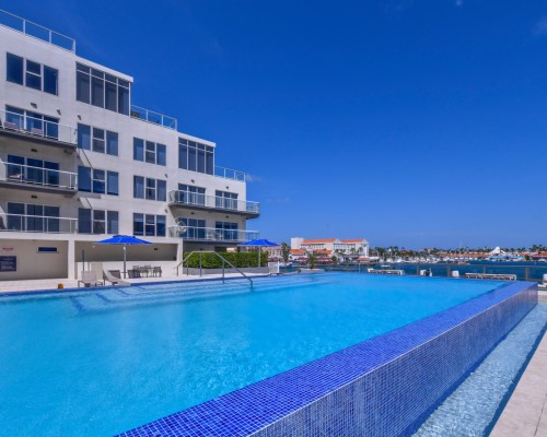 Harbour House unit 304