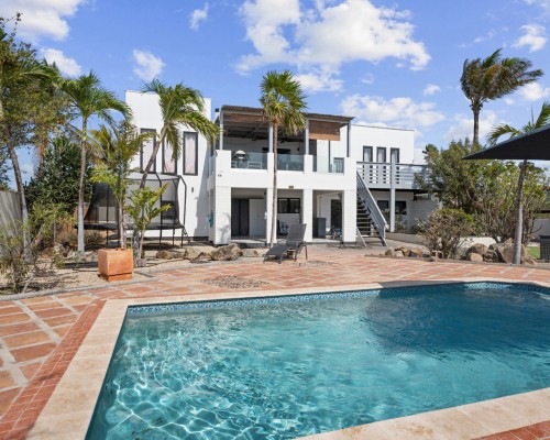 Paradera 225 – Peaceful Island Living with Panoramic Views