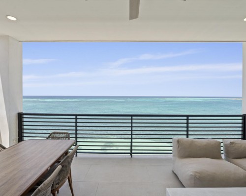 Water’s Edge 207 – Rare Top-Floor Oceanfront Condo at Baby Beach
