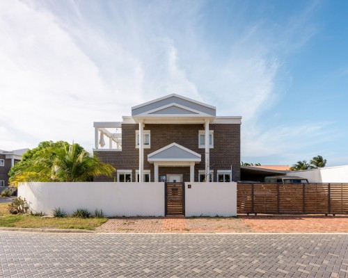 Stunning Family Home in Bubali 3-T, Noord